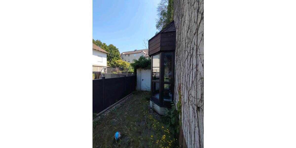 Reihenhaus Essen Stadtbezirk V - 4.5 Zimmer, 140 m&sup2;, 360.000&euro; | Angebot:26994683