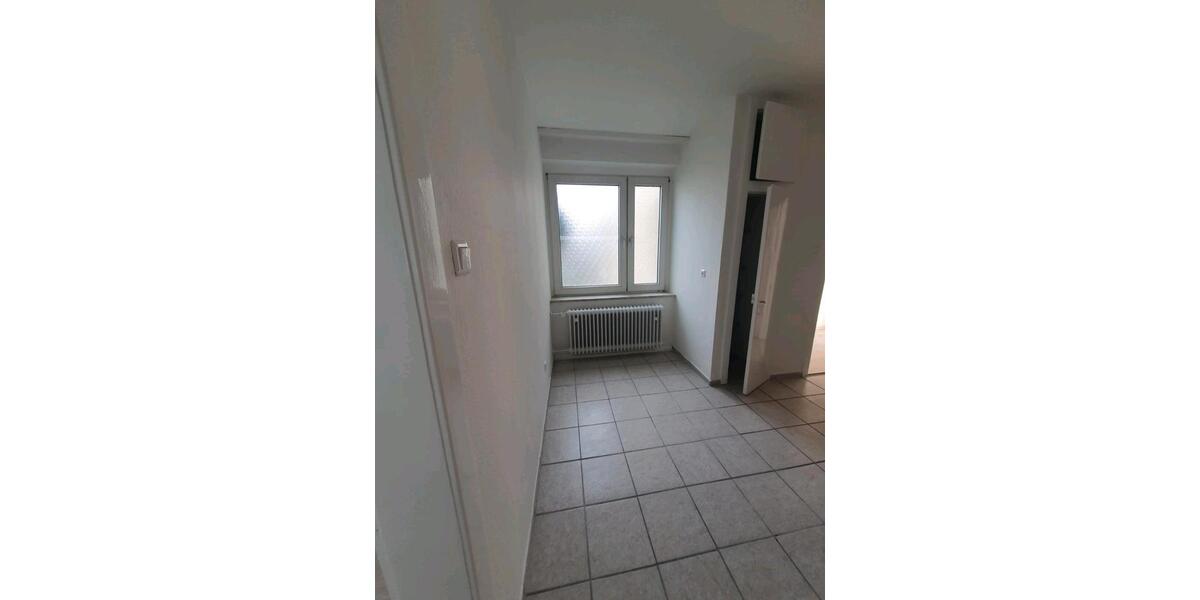 Etagenwohnung Gelsenkirchen - 2 Zimmer, 67 m&sup2;, 82.000&euro; | Angebot:25638277