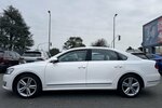 VW Passat 2,0 TDI Highline / Leder / SHD / Keyless 228.000 km 12.890 € Mönchengladbach 41066
