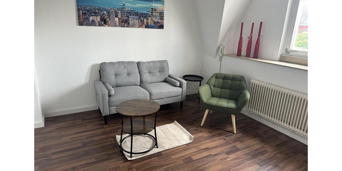 Dachgeschoßwohnung Krefeld Bockum - 2 Zimmer, 52 m&sup2;, 630&euro; | Angebot:26249945