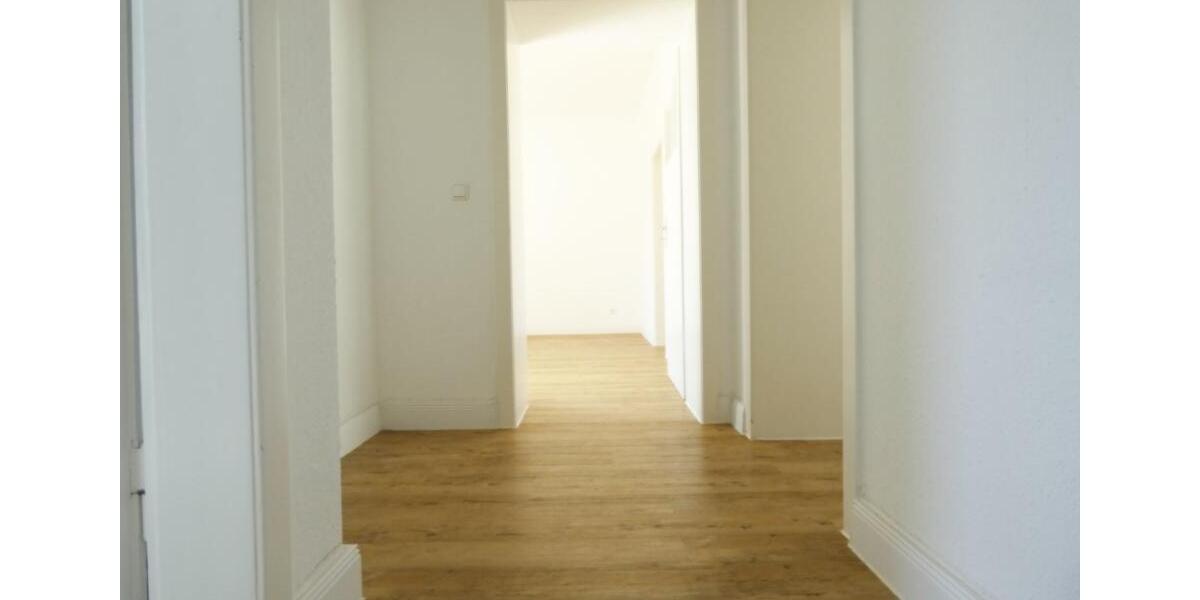 Dachgeschoßwohnung Essen Stadtbezirk III - 2 Zimmer, 56 m&sup2;, 610&euro; | Angebot:26399320