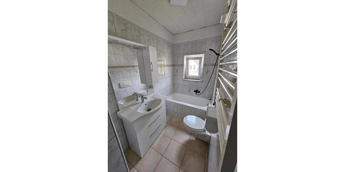Maisonettenwohnung Duisburg Hamborn - 3 Zimmer, 83 m&sup2;, 125.000&euro; | Angebot:26367644