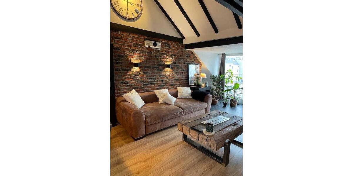 Dachgeschoßwohnung Düsseldorf Pempelfort - 2 Zimmer, 59 m&sup2;, 1.799&euro; | Angebot:25292894