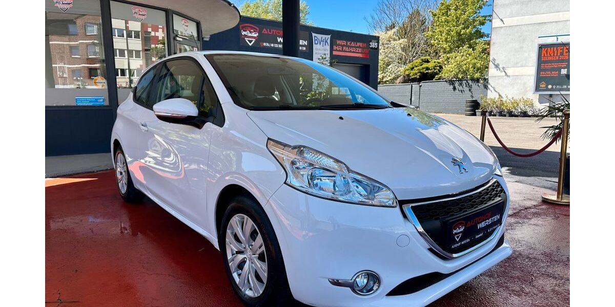 Peugeot 208 87.466 km 3.990 &euro; Düsseldorf 40589