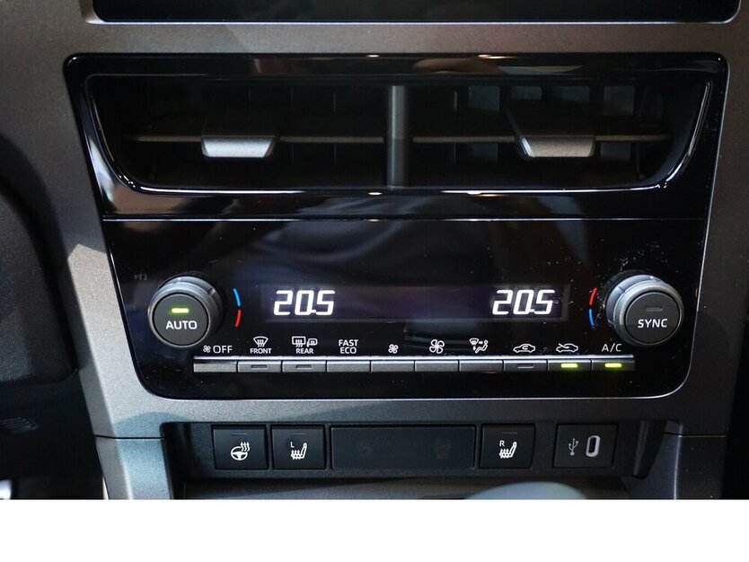 Yaris GR High Performance Autom. Navi Kamera