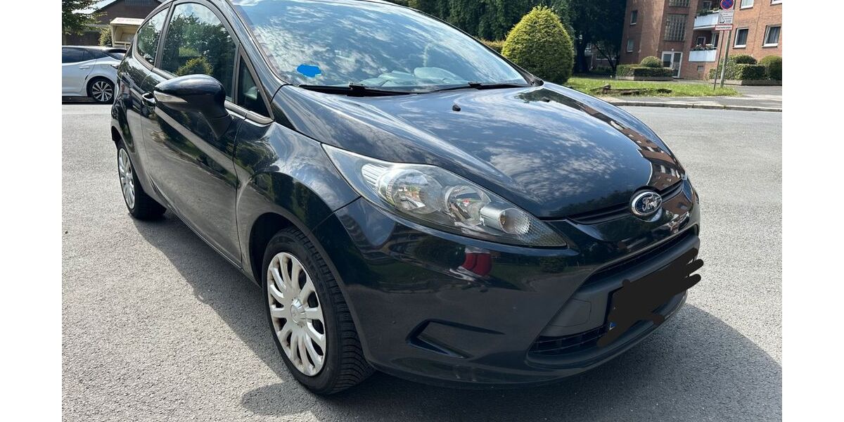 Ford Fiesta 205.000 km 2.800 &euro; Neuss 41464