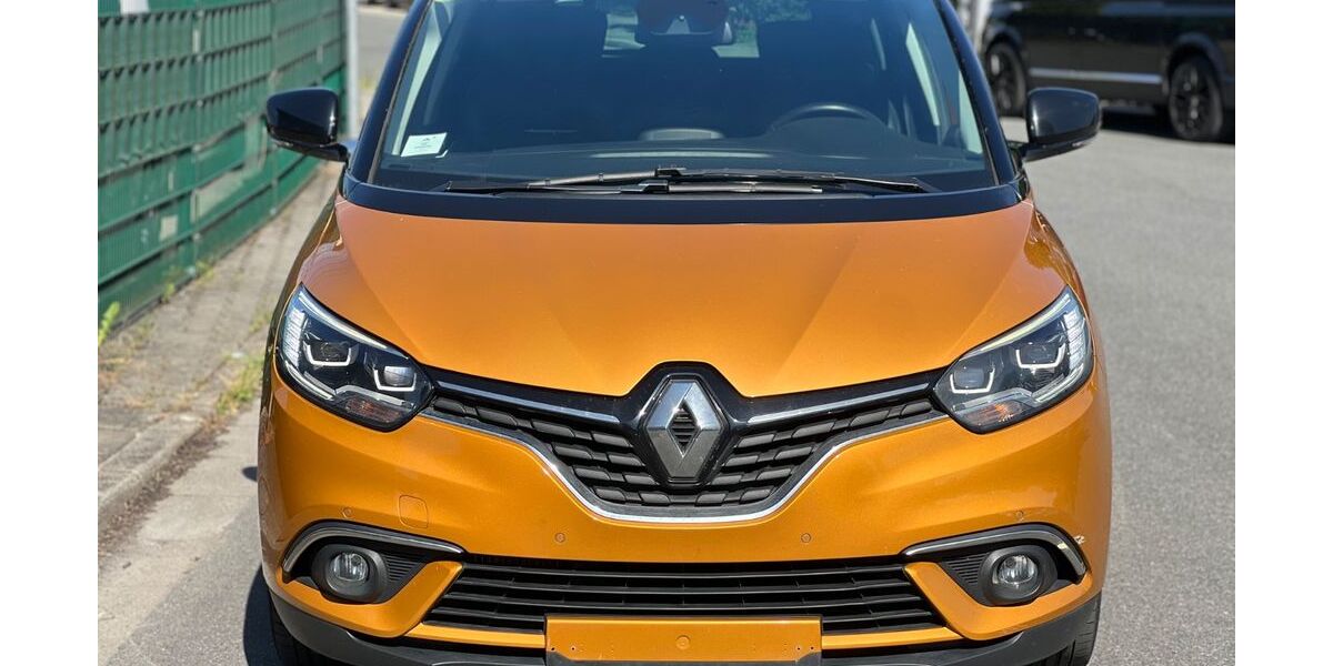 Renault Scenic 204.107 km 7.099 &euro; Essen 45276