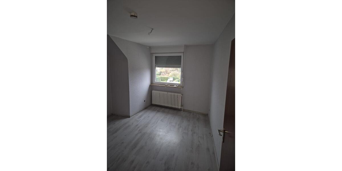 Etagenwohnung Oberhausen Biefang - 3.5 Zimmer, 75 m&sup2;, 620&euro; | Angebot:25523355