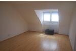 Dachgeschoßwohnung Essen Stadtbezirk V - 2 Zimmer, 80 m&sup2;, 500&euro; | Angebot:26367883