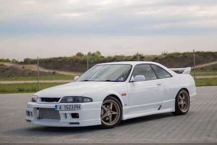 Nissan Skyline 117.000 km 24.900 &euro; Velbert 42553