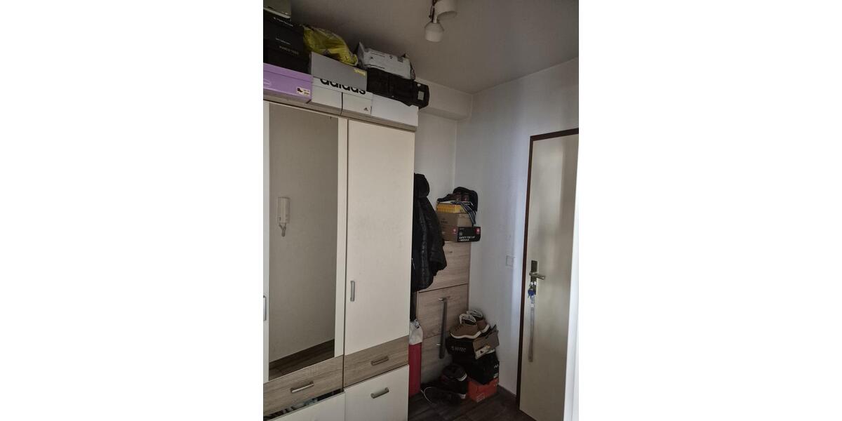 Etagenwohnung Krefeld Dießem - 1 Zimmer, 42 m&sup2;, 650&euro; | Angebot:26305483