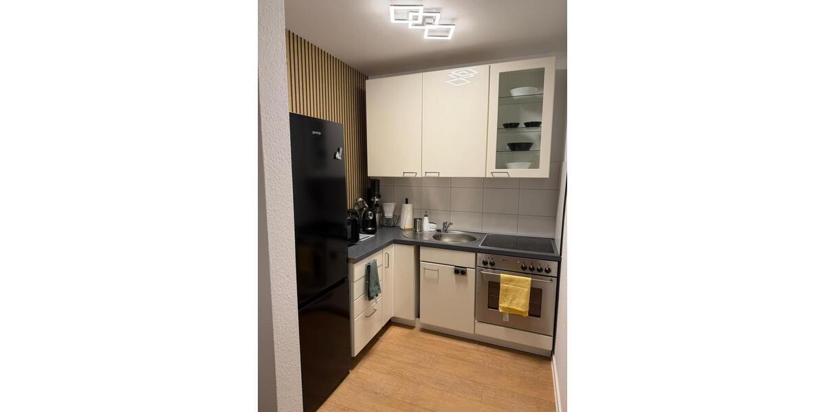 Etagenwohnung Krefeld Hüls - 1.5 Zimmer, 33 m&sup2;, 250&euro; | Angebot:25307110