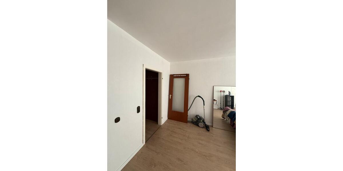 Etagenwohnung Duisburg Hamborn - 1 Zimmer, 27 m&sup2;, 400&euro; | Angebot:24727014