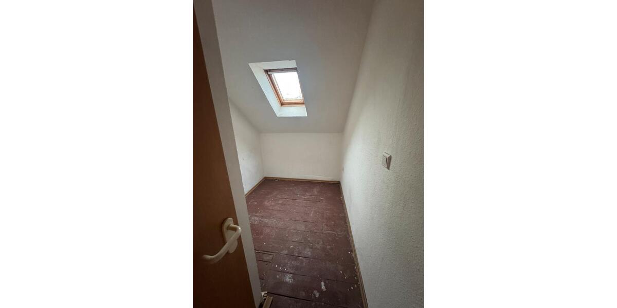 Einfamilienhaus Duisburg Hamborn - 1 Zimmer, 80 m&sup2;, 950&euro; | Angebot:26443104