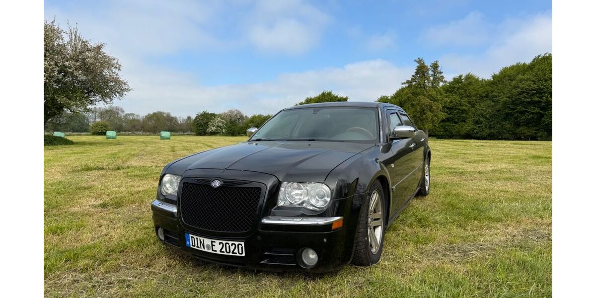 Chrysler 300C 179.982 km 8.000 &euro; Voerde 46562