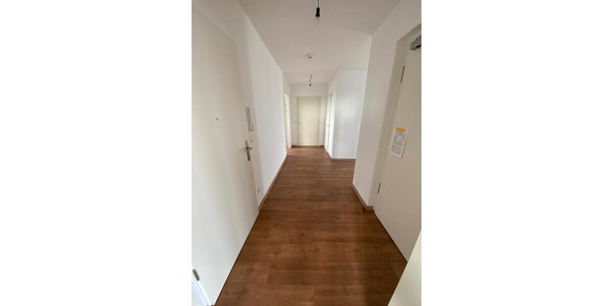 Dachgeschoßwohnung Meerbusch - 3 Zimmer, 111 m&sup2;, 1.589&euro; | Angebot:26261080