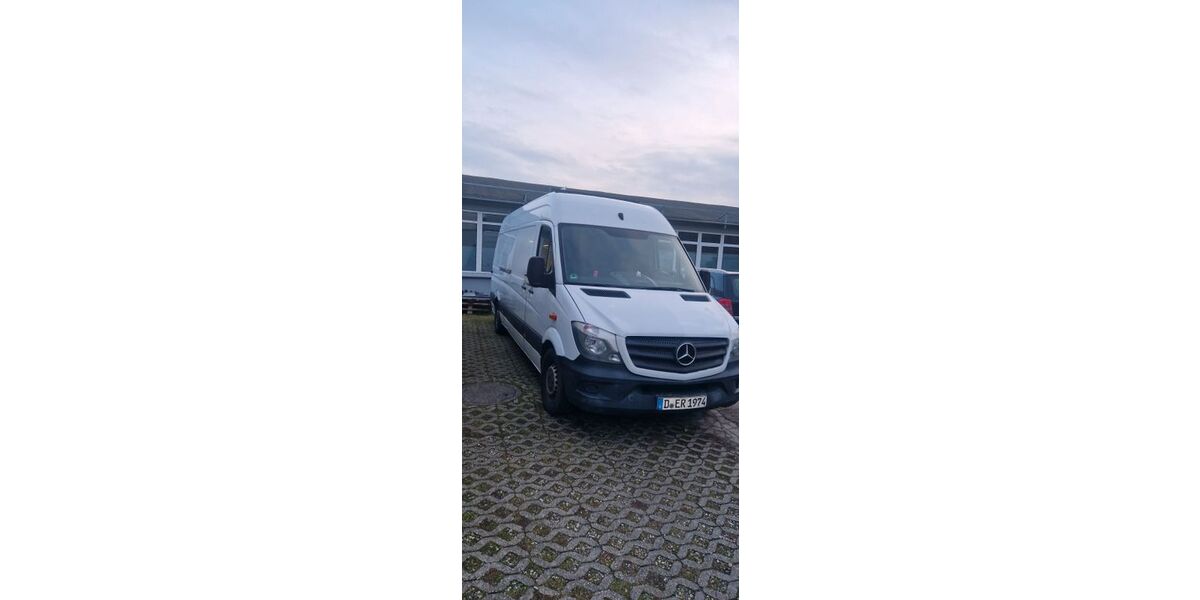 Mercedes-Benz Sprinter 266.700 km 10.700 &euro; Düsseldorf 40239