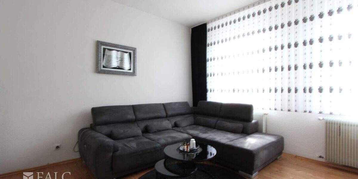 Reihenmittelhaus Oberhausen - Sterkrade Sterkrade-Mitte - 1 Zimmer, 300 m&sup2;, 369.000&euro; | Angebot:21504558