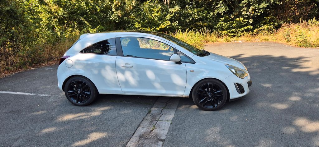 Opel Corsa 119.000 km 3.999 &euro; Bottrop 46244