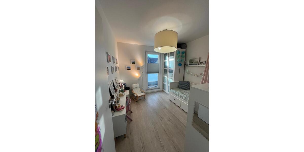 Etagenwohnung Krefeld Bockum - 3 Zimmer, 86 m&sup2;, 1.498&euro; | Angebot:24663540