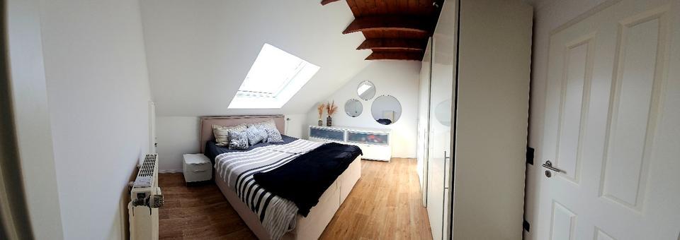 Große und helle Penthouse Wohnung zu verkaufen modernisiert zimmer