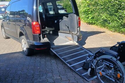 VW Caddy 147.267 km 17.990 &euro; Hattingen 45525