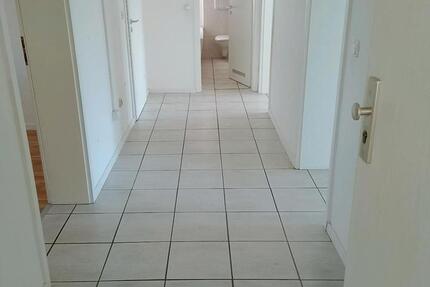 Wohnung Oberhausen Biefang - 4 Zimmer, 98 m&sup2;, 860&euro; | Angebot:26330112