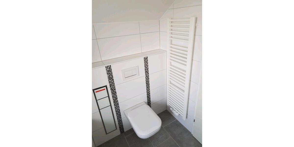 Dachgeschoßwohnung Duisburg Rheinhausen - 2.5 Zimmer, 60 m&sup2;, 125.000&euro; | Angebot:25398087