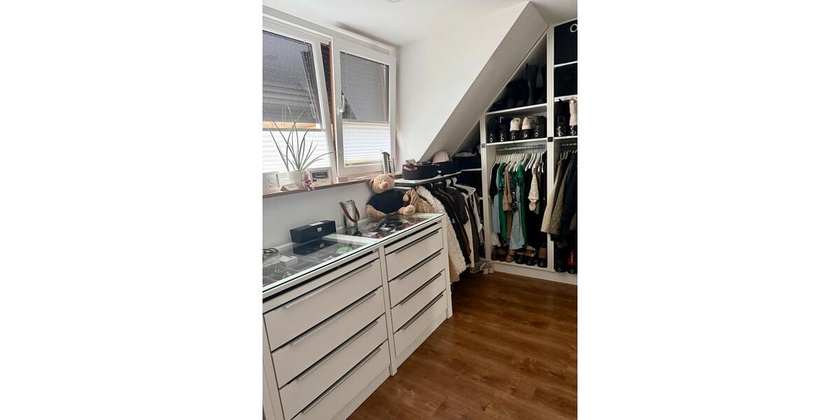 Reihenhaus Krefeld Benrad - 4 Zimmer, 96 m&sup2;, 335.000&euro; | Angebot:27428617