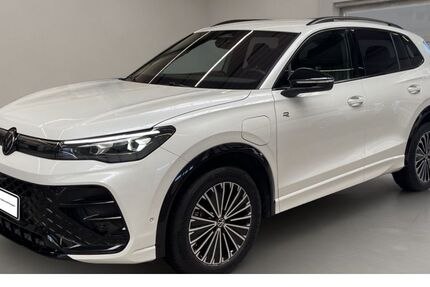 VW Tiguan 22.010 km 43.769 &euro; Krefeld 47805