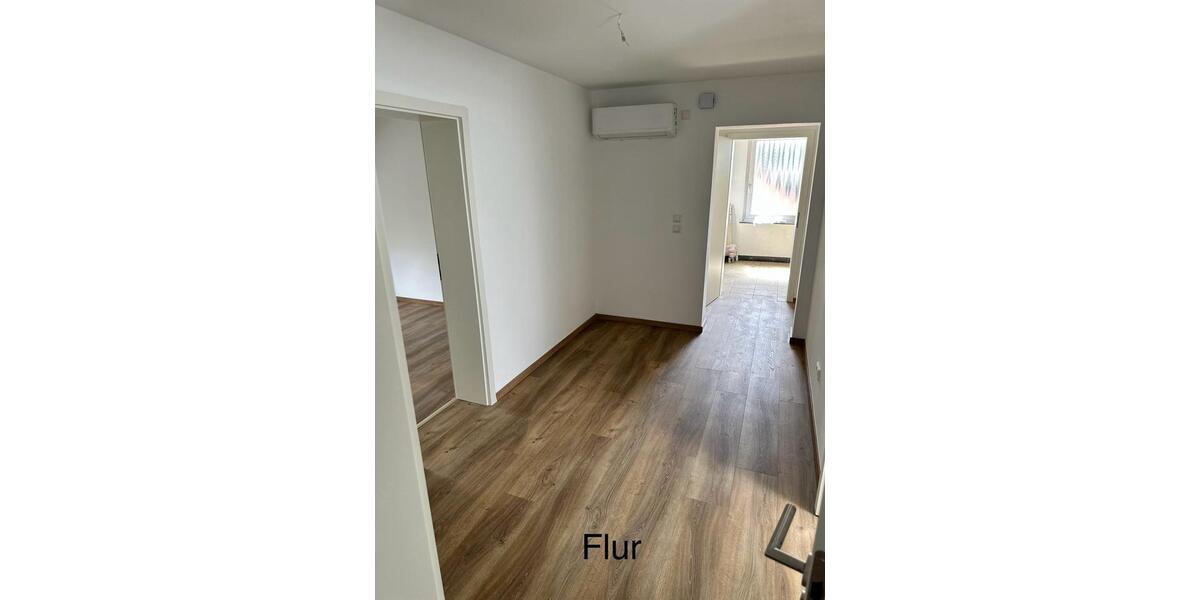 Dachgeschoßwohnung Gelsenkirchen Gelsenkirchen-Nord - 3 Zimmer, 61 m&sup2;, 700&euro; | Angebot:25635942