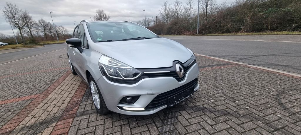 Renault Clio 85.905 km 8.300 &euro; Neuss 41470