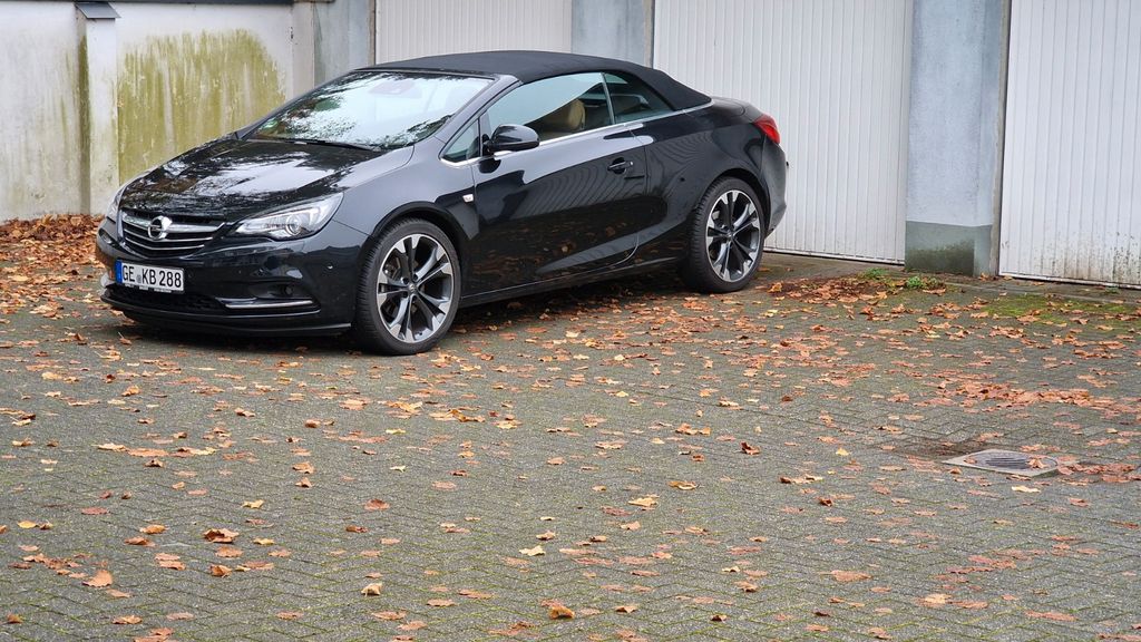 Opel Cascada 108.000 km 13.900 &euro; Gelsenkirchen 45891