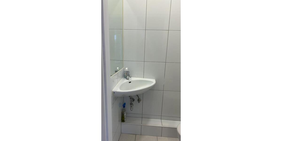 Etagenwohnung Düsseldorf Stadtbezirk 2 - 2 Zimmer, 60 m&sup2;, 1.000&euro; | Angebot:26326000