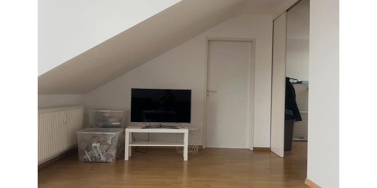 Dachgeschoßwohnung Erkrath - 2 Zimmer, 47 m&sup2;, 720&euro; | Angebot:25223690