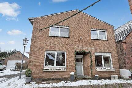 Haus Hünxe Krudenburg - 8 Zimmer, 246 m&sup2;, 550.000&euro; | Angebot:24858215