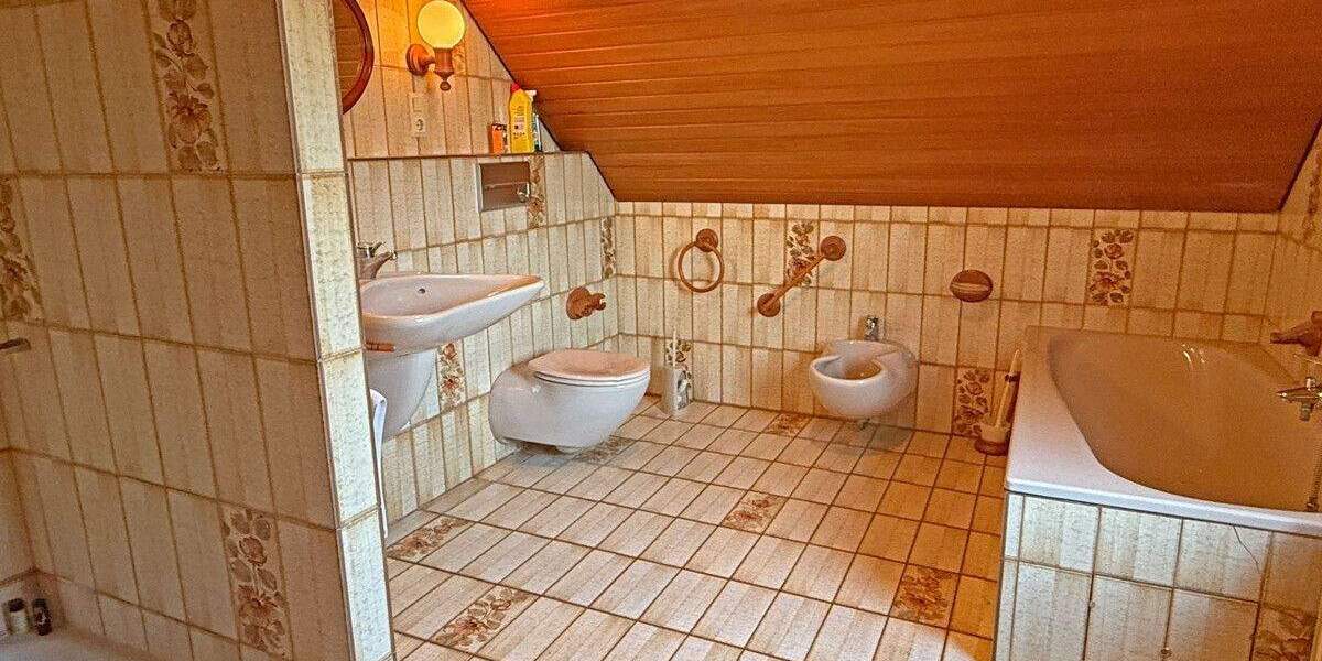 Einfamilienhaus Duisburg / Baerl Baerl - 5 Zimmer, 156 m&sup2;, 525.000&euro; | Angebot:24358813