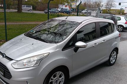 Ford B-Max 121.000 km 5.950 &euro; Essen 45329