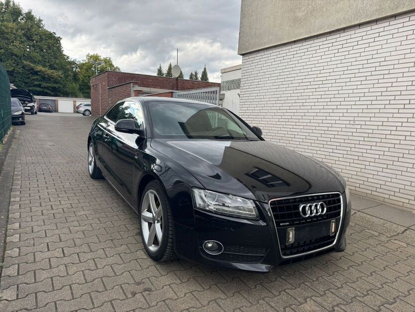 Audi A5 271.000 km 6.300 € Essen 45143