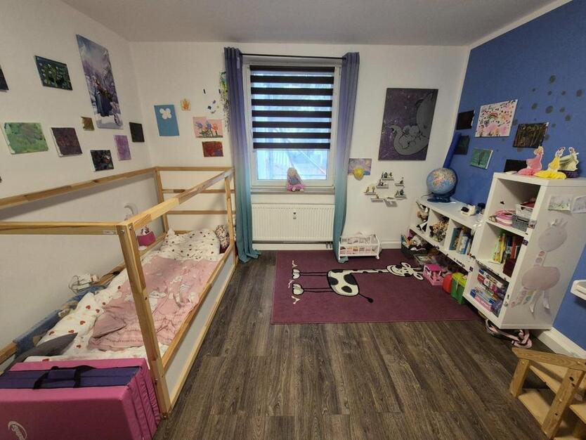 Großzügige Wohnung im Altbau – zentral in Essen-Frohnhausen