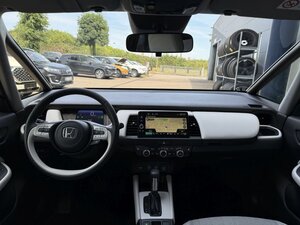 Honda Jazz Hybrid Executive Standard+Navi+CarPlay+LED+ 58.137 km 21.450 &euro; Meerbusch 40667