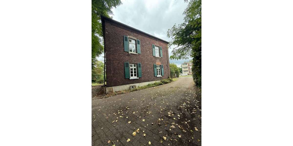 Einfamilienhaus Duisburg Hamborn - 5 Zimmer, 275 m&sup2;, 2.000&euro; | Angebot:24083623