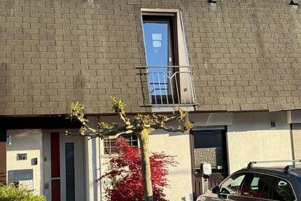 Moderne RMH Reihenhaus ruhige schöne Lage Topausstattung