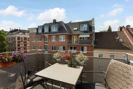 Urban Living im Herzen von Pempelfort: Möblierte 1-Zimmer-Wohnung mit Balkon & Einbauküche 1 zimmer