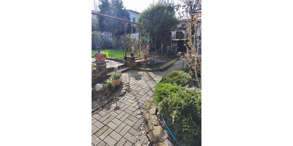 Mehrfamilienhaus, Wohnhaus Duisburg Rheinhausen - 11 Zimmer, 305 m&sup2;, 299.000&euro; | Angebot:24601733