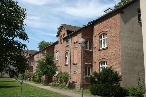 Dachgeschoßwohnung Duisburg Hamborn - 3.5 Zimmer, 69 m&sup2;, 369&euro; | Angebot:24542897