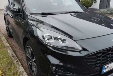 Ford Kuga 109.000 km 20.500 € Moers 47443