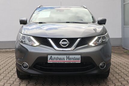 Nissan Qashqai 111.780 km 11.990 € Moers 47443