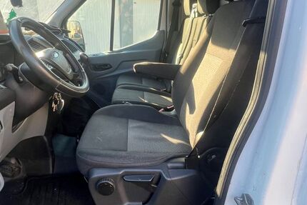 Ford Transit Custom 279.222 km 9.300 &euro; Duisburg 47169