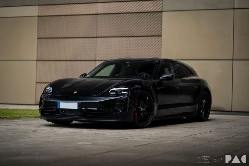 Porsche Taycan 37.000 km 87.500 € Neuss 41464